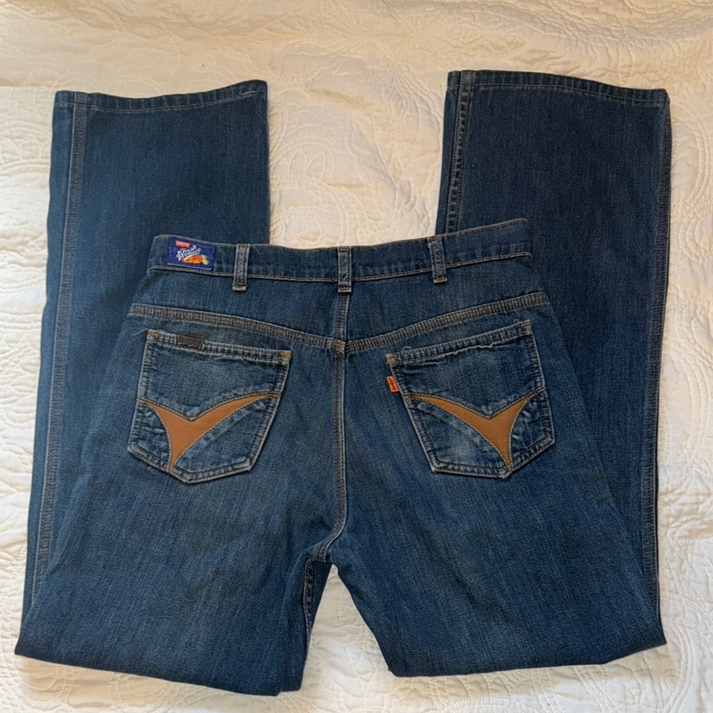Vintage women’s Levi Jeans with Brown Accents